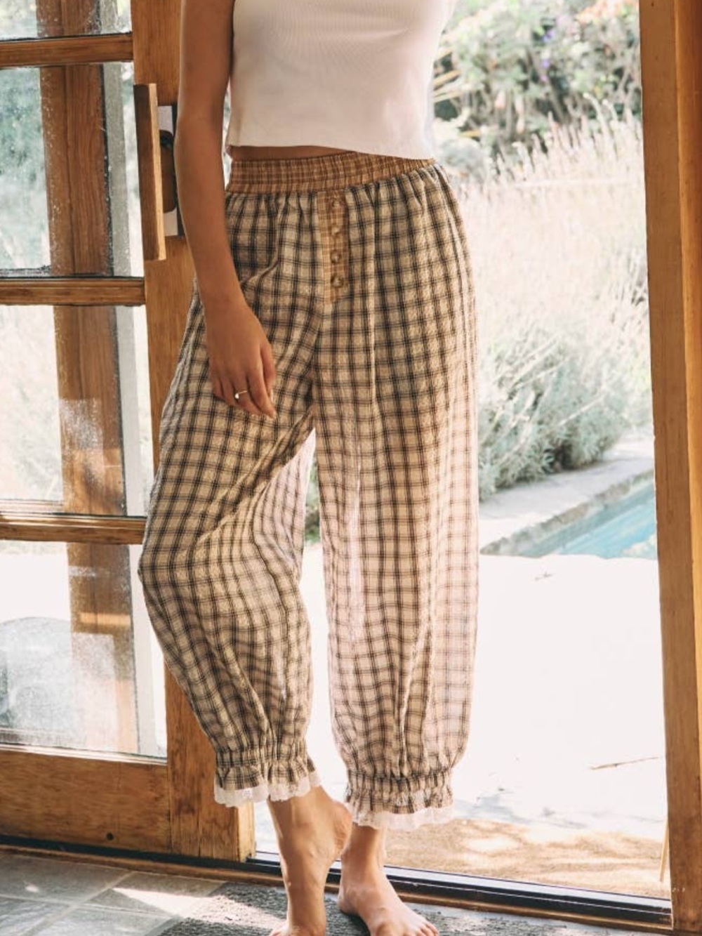 Shades of Brown Plaid Elastic-Waist Ruffle Hem Bloomer Bottoms